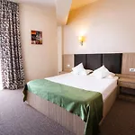 Bueno Hotel