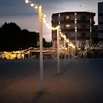 Bueno Mamaia