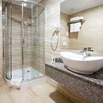 Bueno Hotel 3*